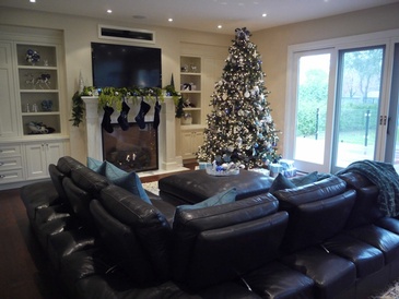 Holiday Decorating - Custom Home Decor in Oakville ON by Parsons Interiors Ltd.