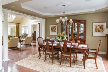 Formal Dining Room - Home Interior Furniture in Mississauga ON by Parsons Interiors Ltd.