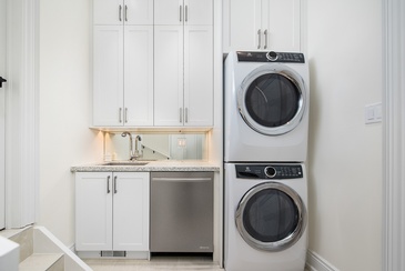 Laundry Room - Custom Cabinets Mississauga by Parsons Interiors Ltd.