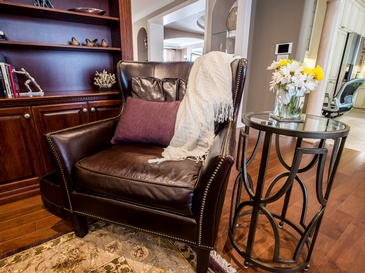 Family Room - Interior Decorating Services Oakville by Parsons Interiors Ltd.