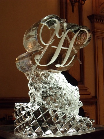 Ice Luge in Windsor by Festive Ice Sculptures 