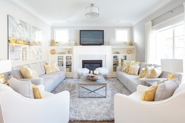 Fresh and Bright Living Space Decorating Services Thornhill ON by Royal Interior Design Ltd.