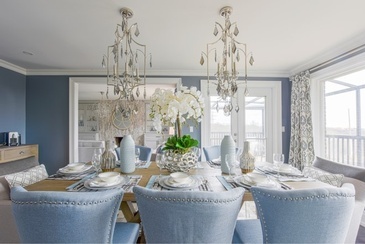 Fresh and Elegant Dining Room Renovations Richmond Hill by Royal Interior Design Ltd.