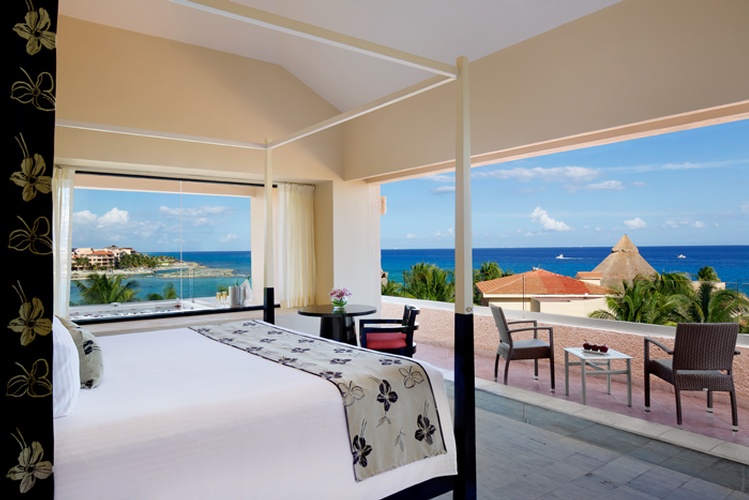 Dreams Puerto Aventuras Resort & Spa  is the ideal destination for honeymoon and Destination Weddings