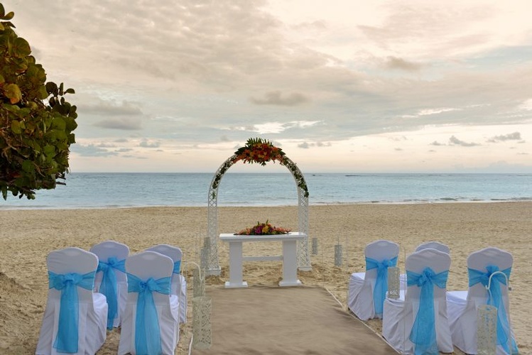 Personalised wedding theme at Iberostar Bávaroh for a perfect beach Wedding Destination