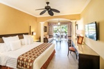 Honeymoon packages to Barceló Maya Palace   by My Wedding Away
