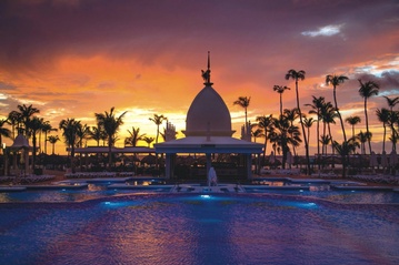 My Wedding Away offers all inclusive Aruba Honeymoon, vacation and wedding packages in Riu Palace Aruba 