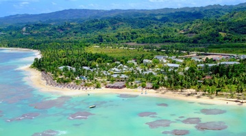 Consult My Wedding Away for Samana Dominican Republic wedding, honeymoon and vow renewal packages.