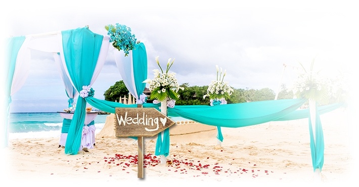 Beach wedding theme provided by destination wedding planners in ontario Canada