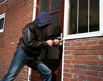Robbery Break and Enter, Criminal Lawyer Mississauga - Everstone Law Professional Corporation