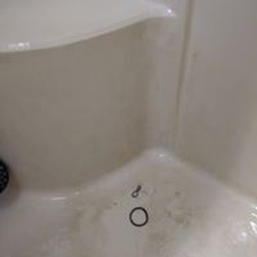 Bathtub Cleaning Services Kentucky by 3 Of J's Residential and Commercial Cleaning Services