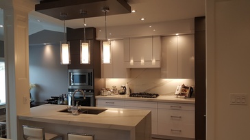 Lit White Kitchen design by Advanced Design Kitchens - Kitchen Remodelling Services East York