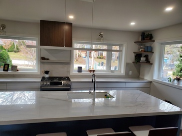Beautiful Kitchen Island by Kitchen Remodeler in North York - Advanced Design Kitchens