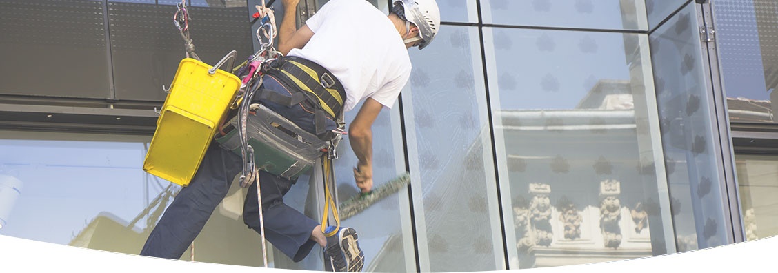 Window washer cleaning 