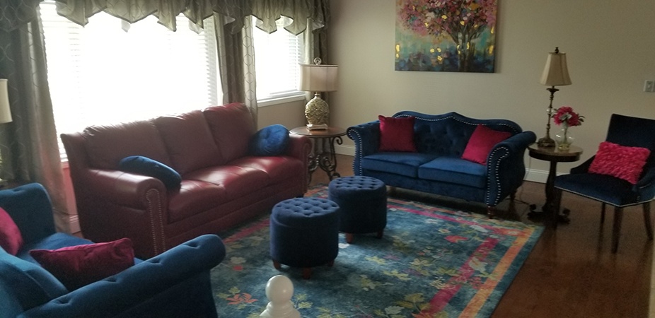 Living Area - Assisted Living Clinton Township at Our Place Senior Assisted Living
