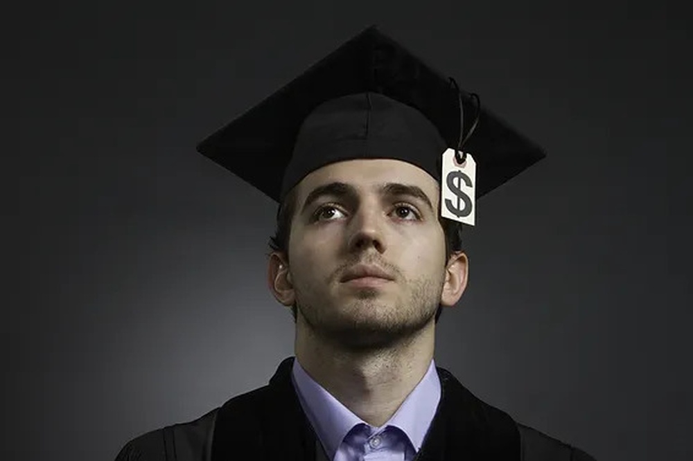 How College Students Can Reduce Financial Stress