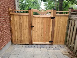 Fence Installation by Green Crew Contracting Inc for exquisite look
