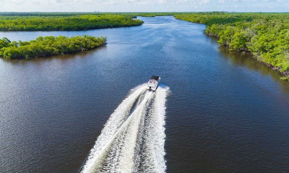 Boating-in-Florida.jpg