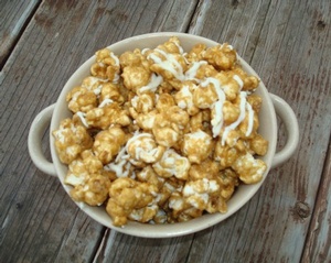 Gingerbread Caramel Corn Drizzled with Icing, 1/2 lb