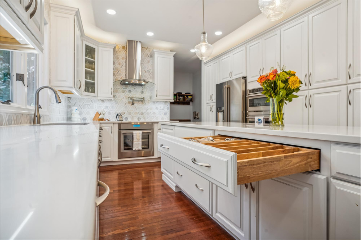 Customized kitchen remodels in the DMV