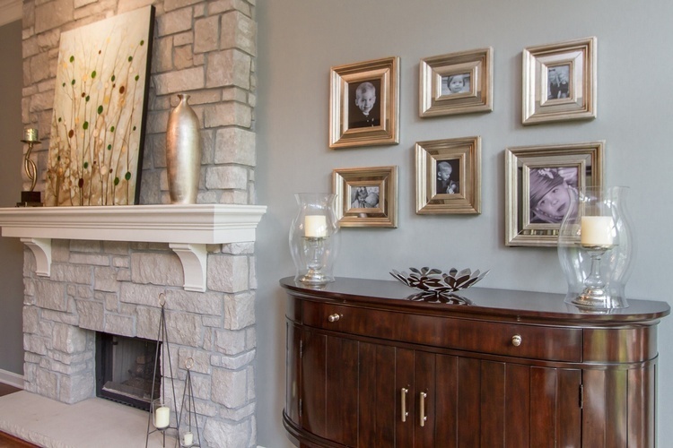 Wall Art Using Photo Frames - Professional Home Decorators Kansas City