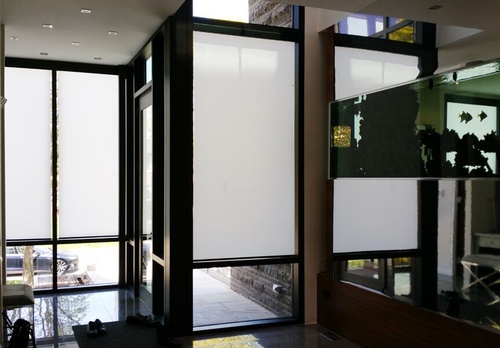 EN3 Sunprotection, residential interiors, Elektra Motorized Cassette Roller System, Mullion Integrated Roller System, EcoWeave Privacy Light Filtering PVC-Free Fabric, Radio Remote Control & Home Automation Integration Toronto, Ontario, 18