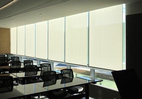 EN3 Sunprotection, Interior, Motorized, Recessed Roller Shade, Building Automation
