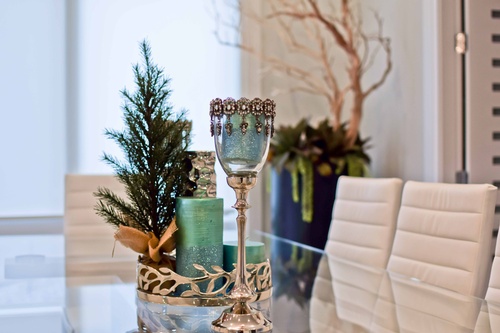 Decorating & accessorizing for Mactaggart home