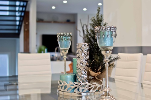 Decorating & accessorizing for Mactaggart home