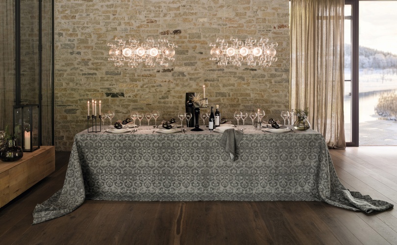 Luxury Damask Tablecloth and Accessories - Luxury Linens at The Silver Peacock Inc