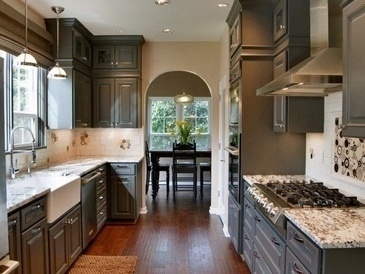 Kitchens - Custom Cabinets Mississauga by Parsons Interiors Ltd.
