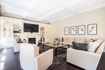 Family Room Interior Decorating in Oakville by Parsons Interiors Ltd.