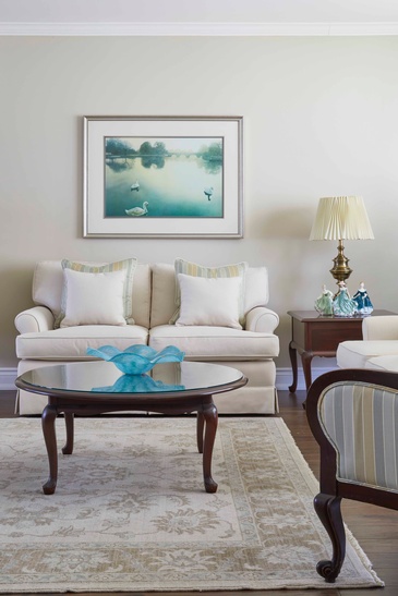 Traditional Living Room - Custom Furnishings in GTA by Parsons Interiors Ltd.