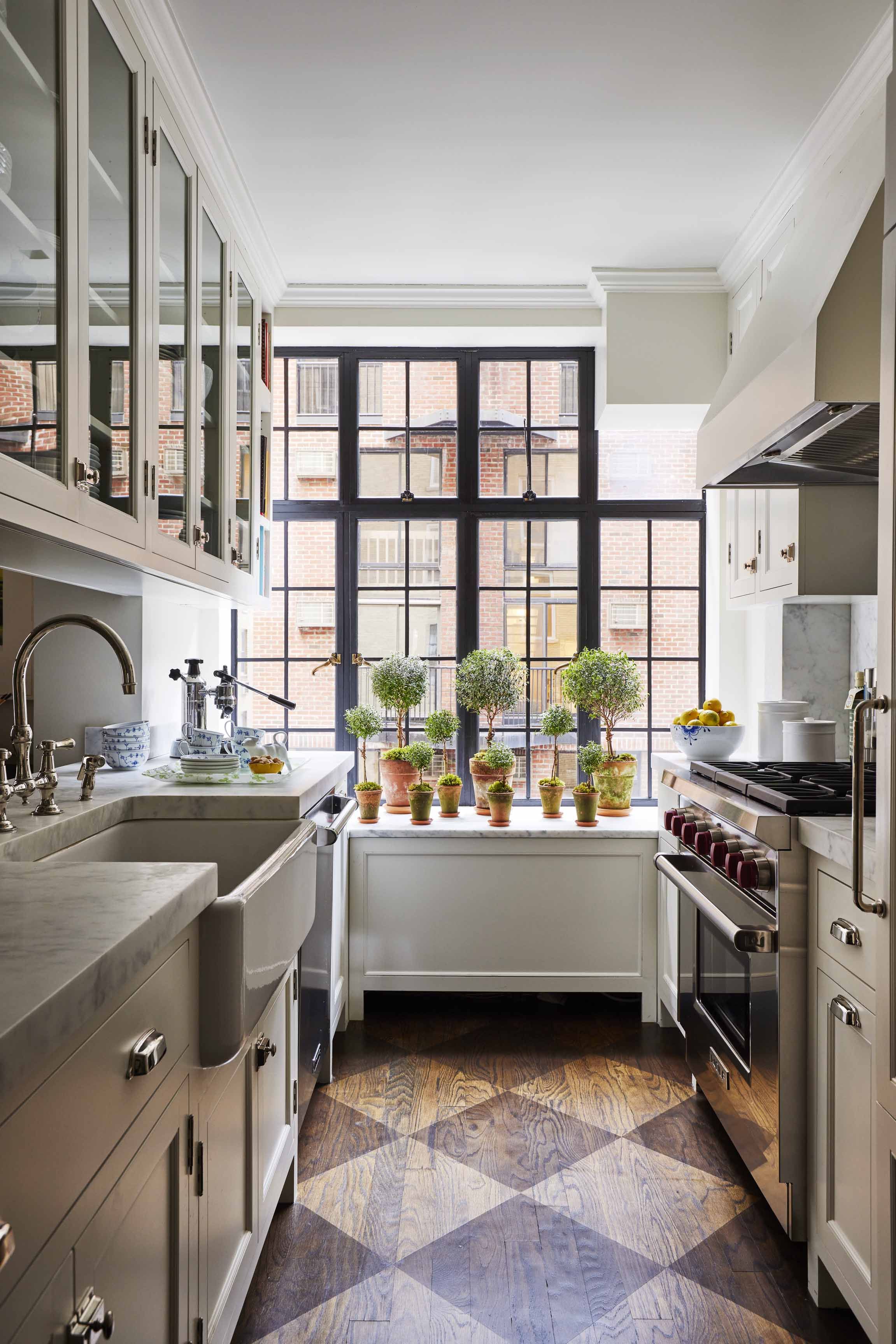 5 Tips to make your small kitchen looks bigger