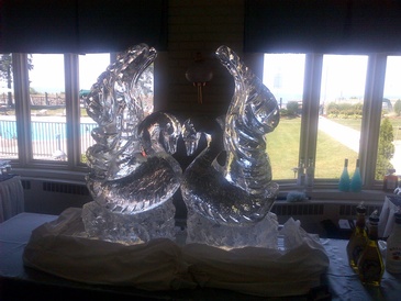 Love Swan Ice Sculpture - Wedding Table Centerpiece by Festive Ice Sculptures 