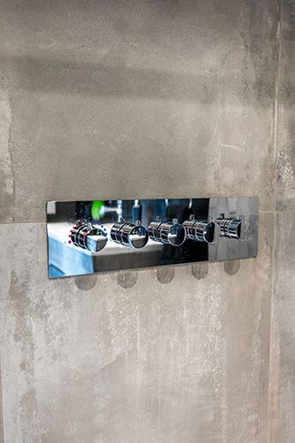 Modern Bathroom
