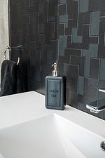 Modern Bathroom