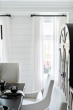 Front Hallway Dinning