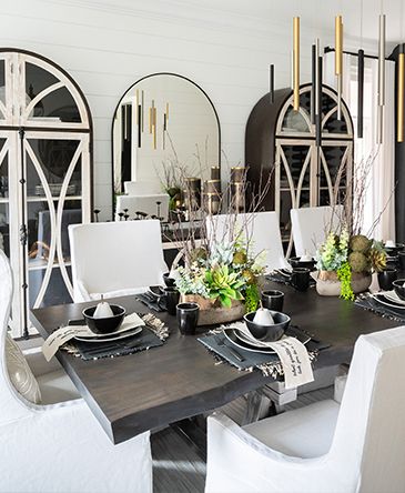 Front Hallway Dinning