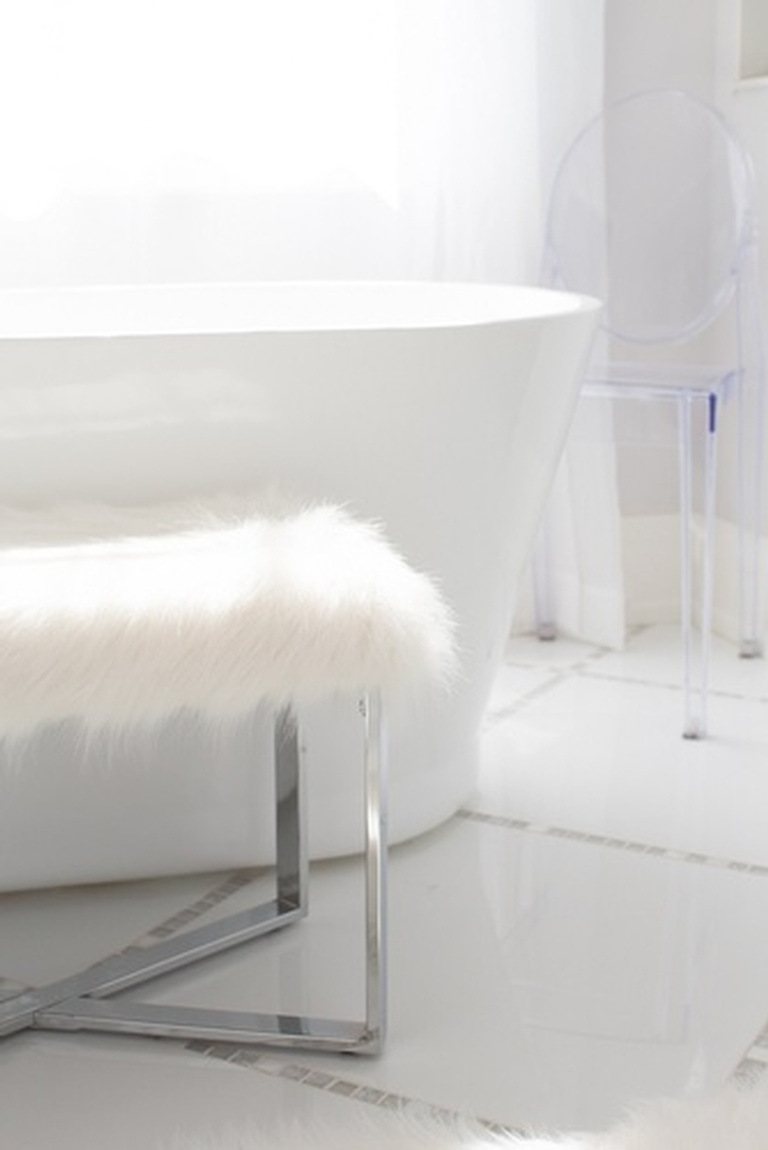 Bright White Bathtub - Bathroom Renovations Aurora by Royal Interior Design Ltd
