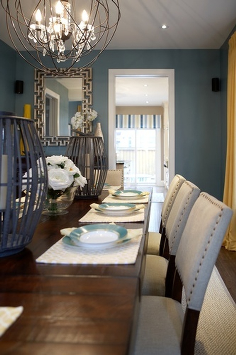 Traditional Dining Room Design Aurora by Royal Interior Design Ltd