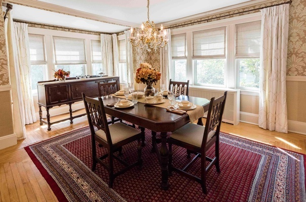 Dining Room Remodeling Services by Interior Designers Bedford - Tout Le Monde Interiors