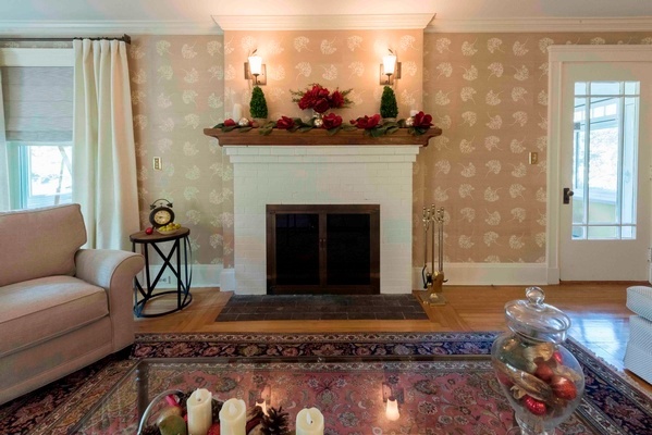Holiday Decorating - Ruth Axtell Interiors
