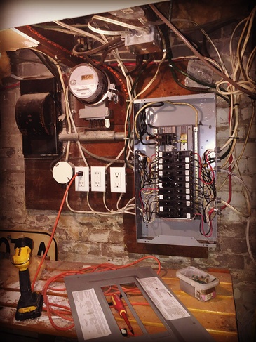 Breaker Panel Upgrades in Toronto by H MAN ELECTRIC 