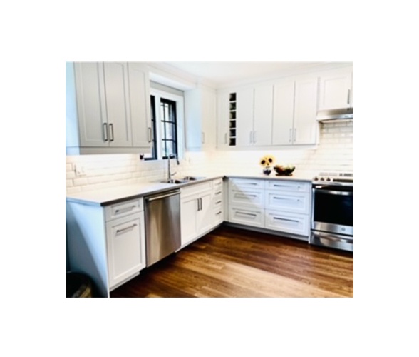 Modular Kitchen with Cabinets - Kitchen Renovation Whitefish ON by INTERIORS by NICOLE