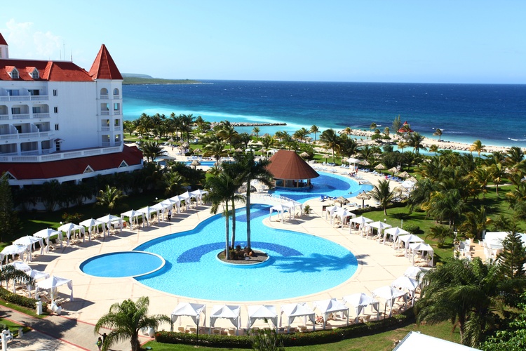 Grand Bahia Principe Jamaica for a perfect Wedding Destination