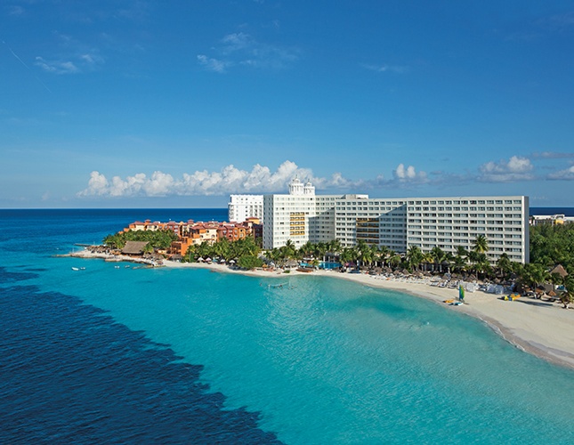 Dreams Sands Cancun Resort & Spa - Cancun Mexico Wedding, Honeymoon & Vow Renewal Packages by My wedding Away