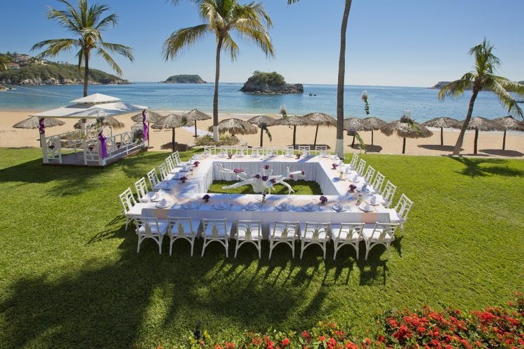 Destination Wedding packages to Barceló Huatulco by My Wedding Away