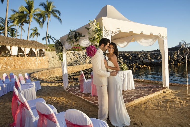 Barceló Karmina welcomes you  to a beautiful paradise for your perfect destination wedding