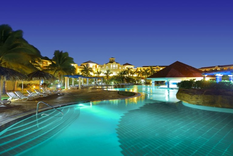 Iberostar Laguna Azul is the ideal destination for honeymoon and Destination Weddings